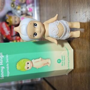 Vegetable Series Sonny Angel Garlic 100% Authentic